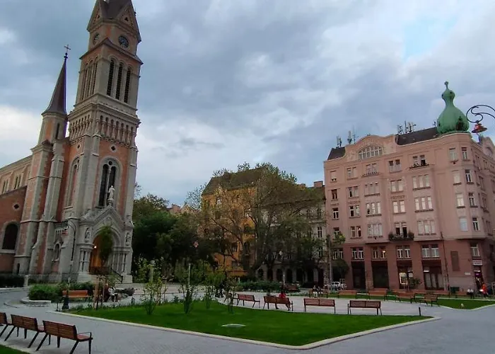 Rustic Flat With Perfect Location Budapest