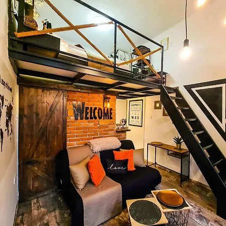 アパート Rustic Flat With Perfect Location ブダペスト